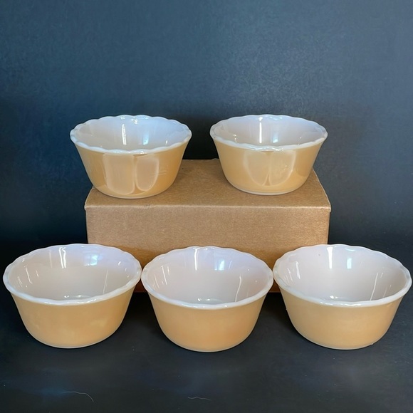 Set of (5) FIRE KING 424 Peach Luster Made  in USA 6 oz Custard Cups Vintage - Picture 1 of 10